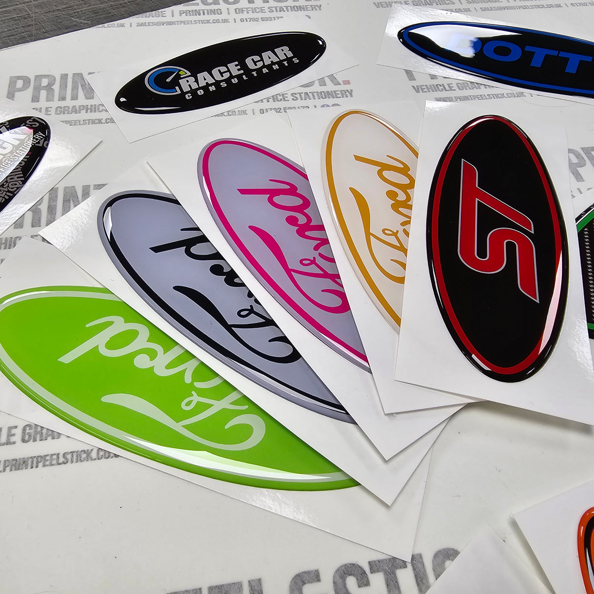 "Oval" Ford Gel Badge Overlays - Mk3 Focus (Pre-Facelift Only - NOT ST )