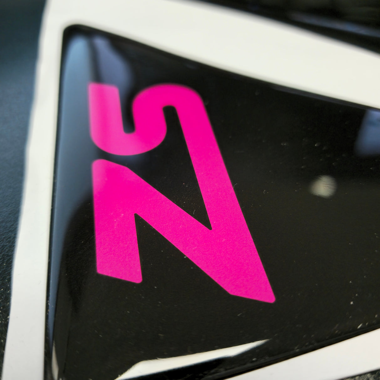 ***Excess Stock*** Mk7 Fiesta Wing Gels - Magenta ZS