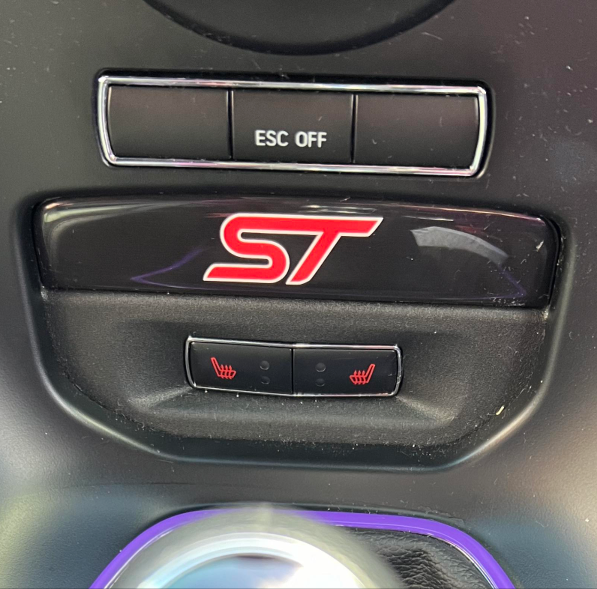 Fiesta Mk7.5 cubby hole filler gel badge